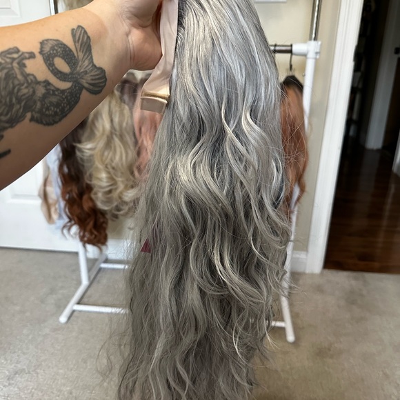 Chelsey Smith Crown - Park Ave - Picture 2 of 7